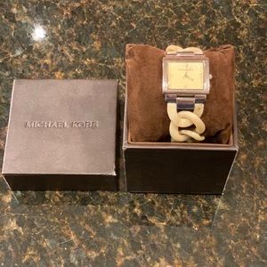 Michael kors watch